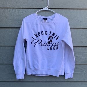 Disney Princess Snow White Sweater pullover
